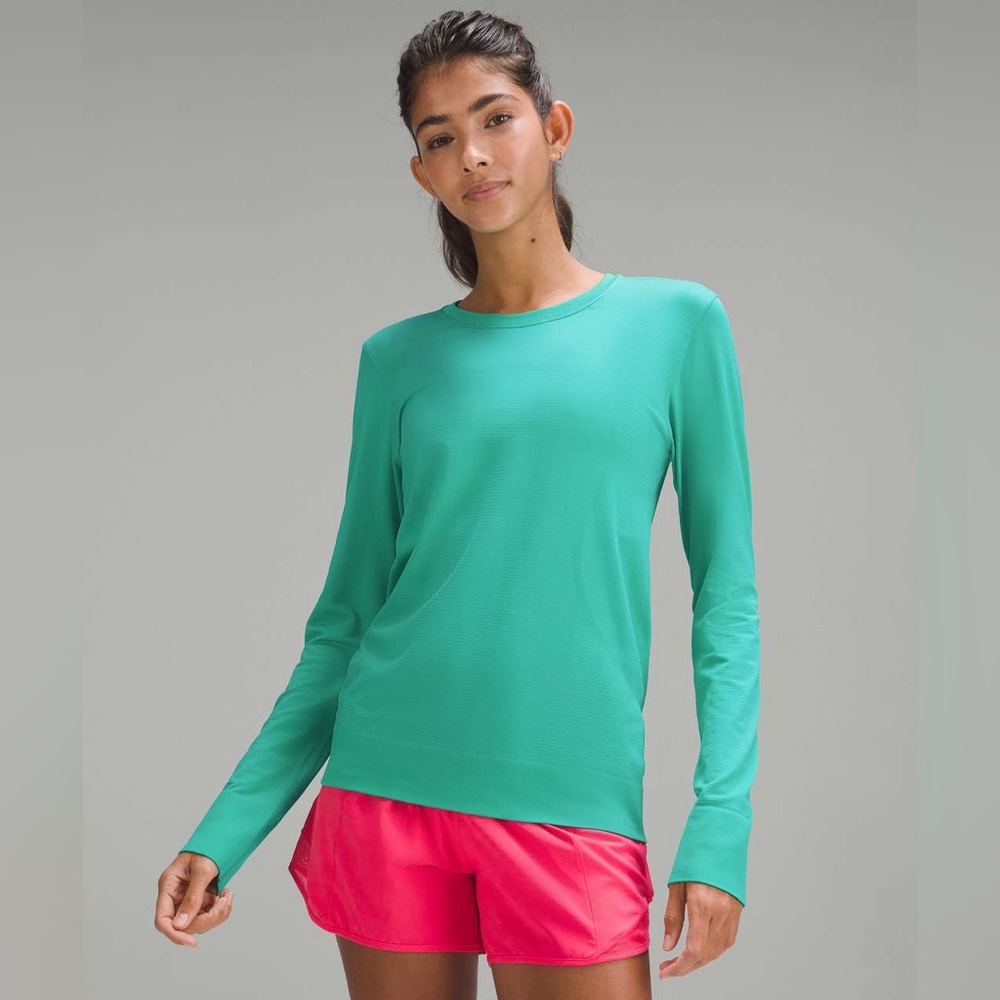 Lululemon Swiftly Relaxed Long Sleeve Shirt, Kelly Green, size 8